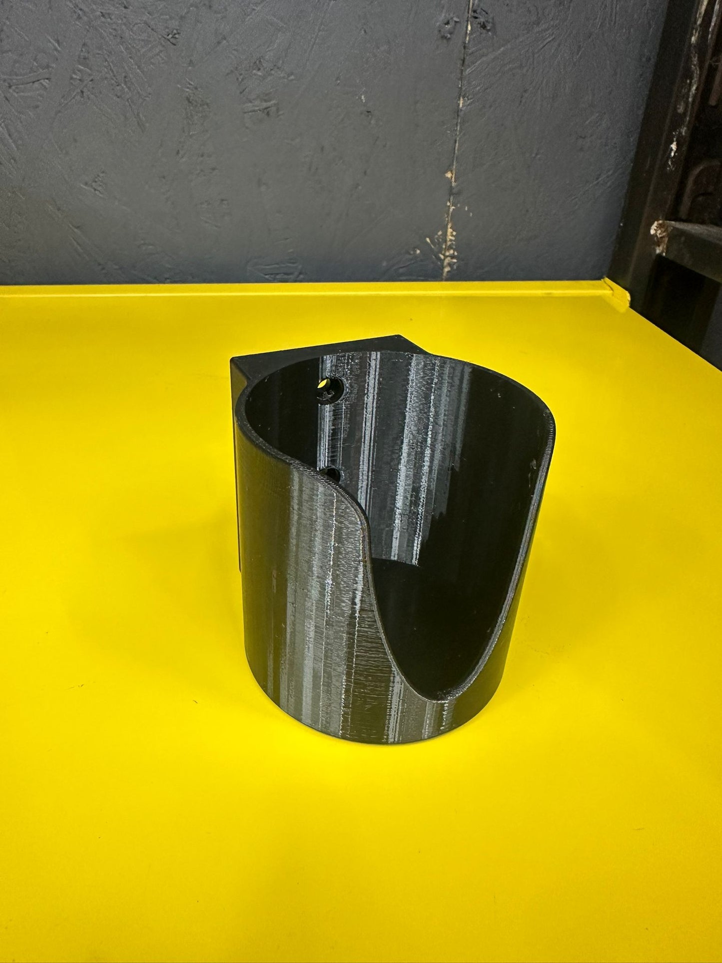 Wall-Mounted Universal Can Holder